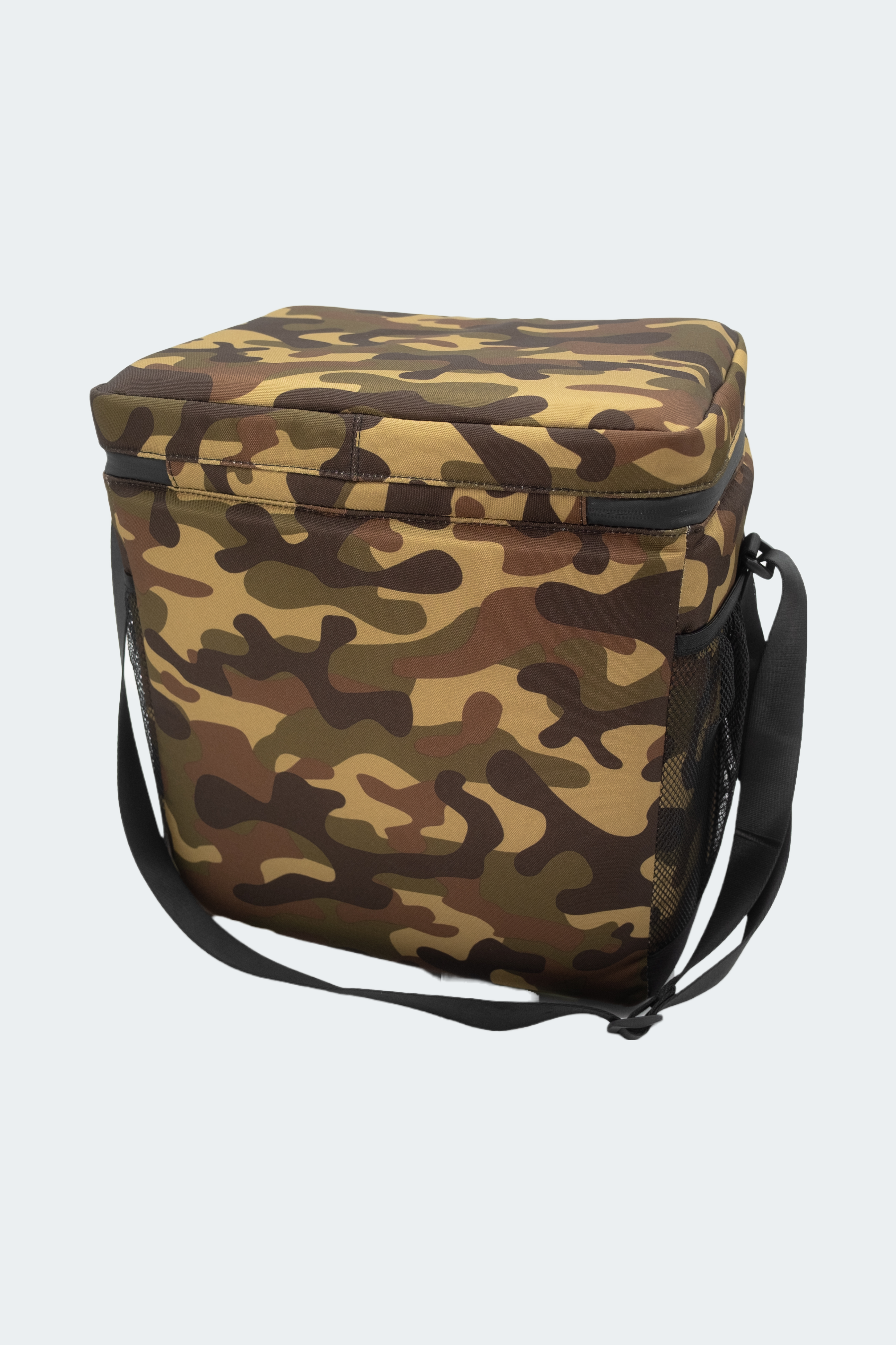 Kangaroo COOLERBAG(カンガルークーラーバッグ)CAMOUFLAGE – WILDTECH Kangaroo COOLERBAG(カンガルークーラーバッグ)CAMOUFLAGE – WILDTECH